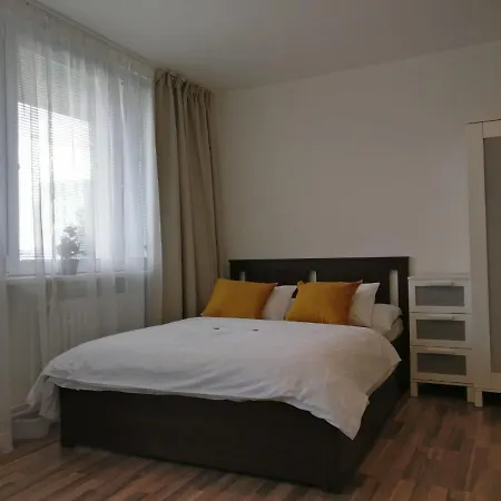 Invalidovna Apartment
